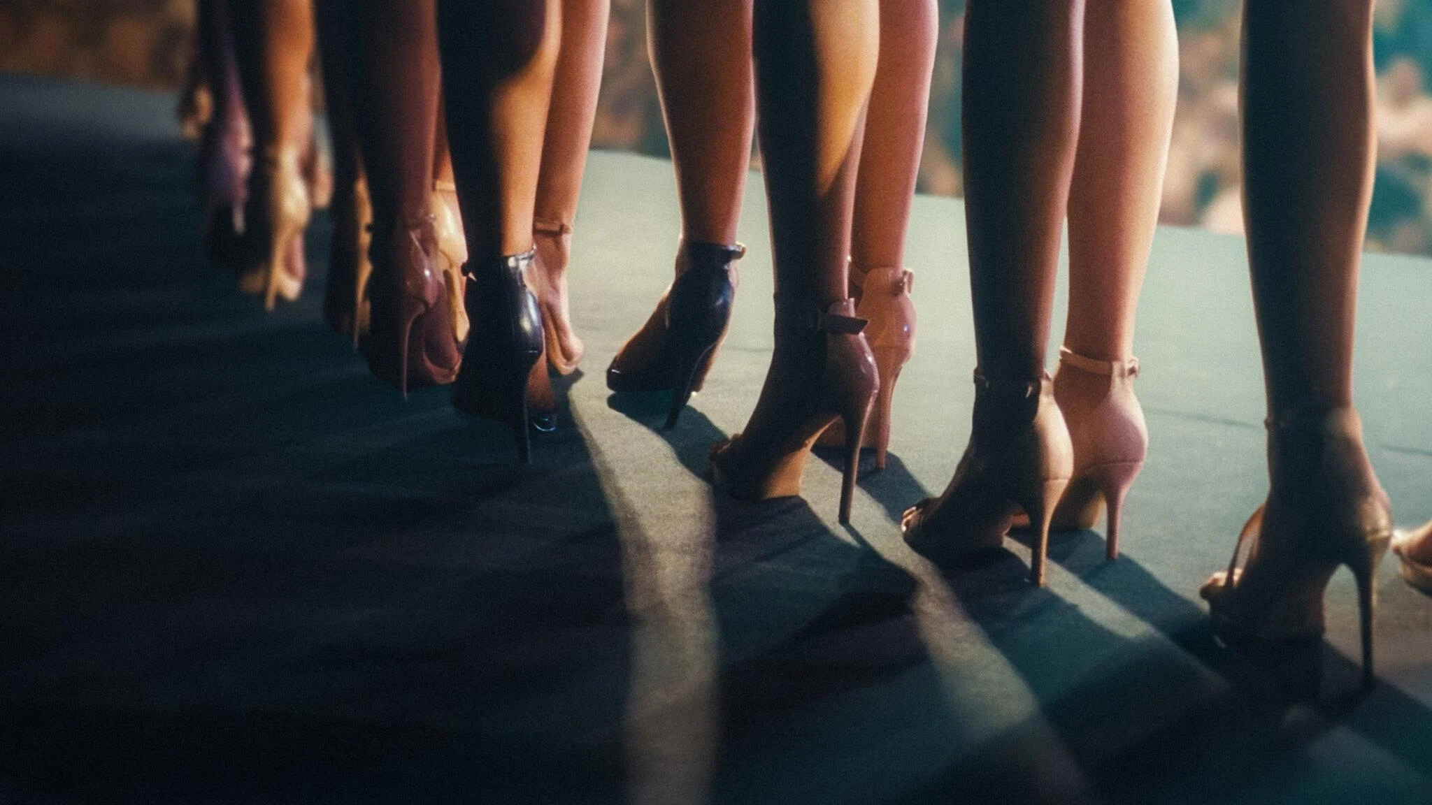 Hoa Hậu Ý Không Được Chết Full