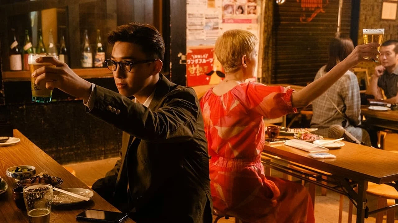 Yêu Vì Tiền, Điên Vì Tình Full